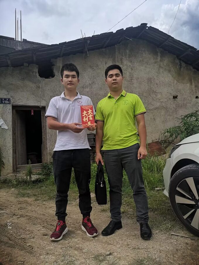 下乡慰问门牌110家庭